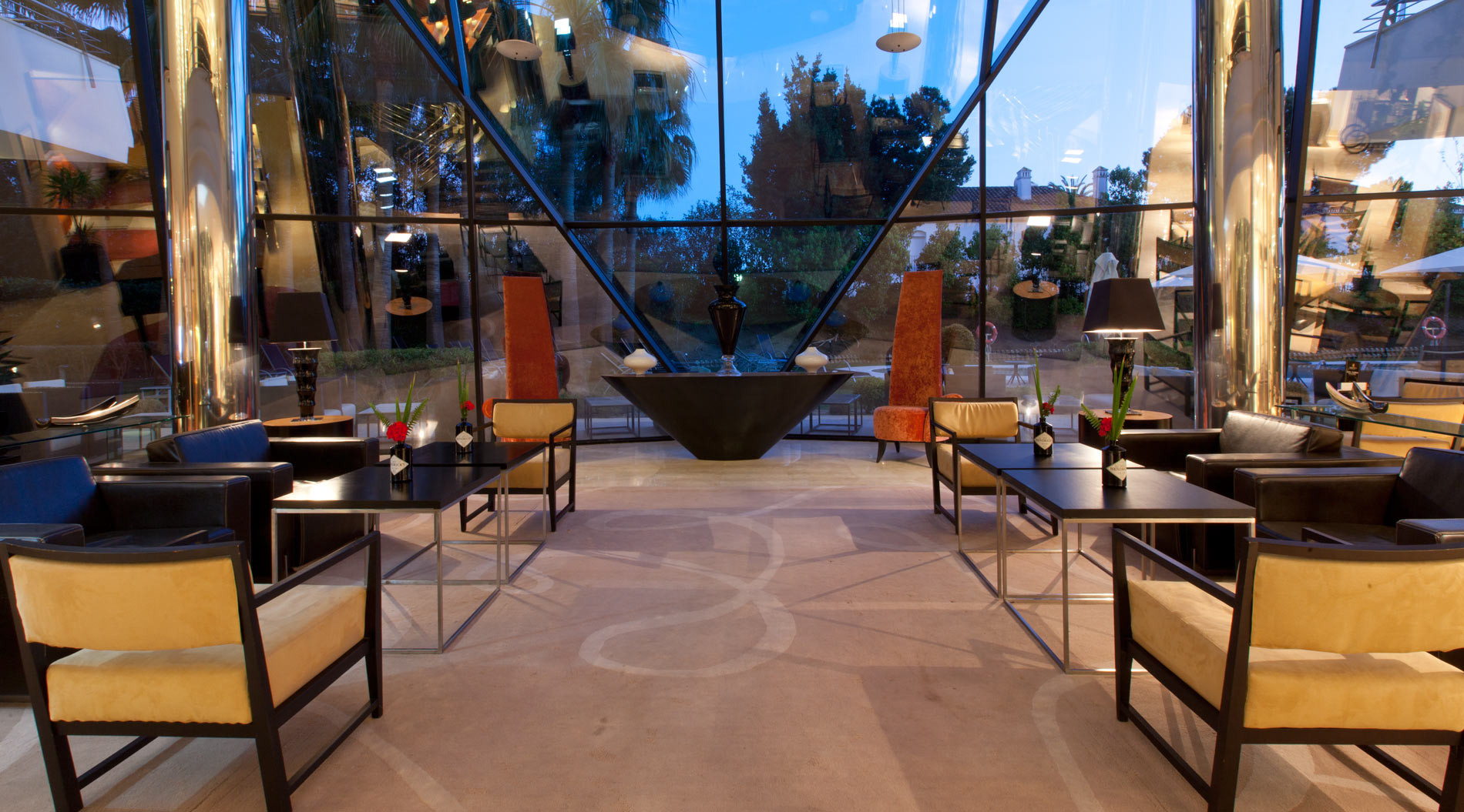 004_alta_senatorbanus Piano Bar.jpg